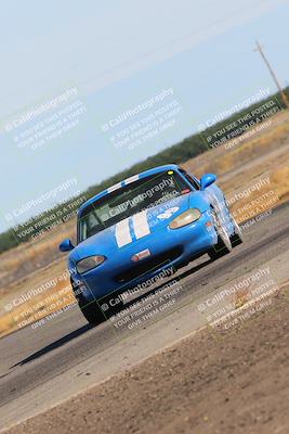 media/Jun-04-2022-CalClub SCCA (Sat) [[1984f7cb40]]/Group 1/Qualifying (Sweeper)/